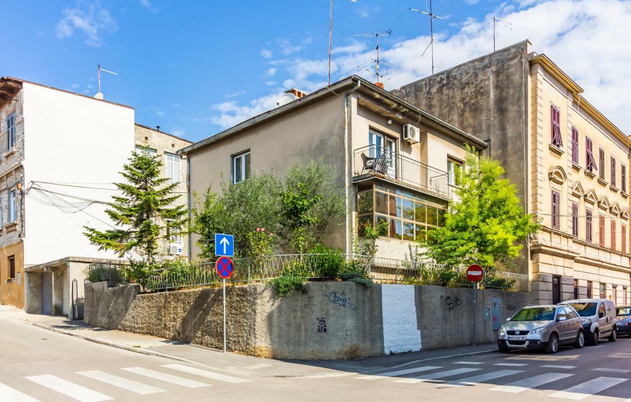 Pula Apartment ภายนอก รูปภาพ