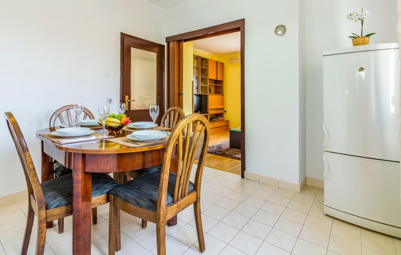 Pula Apartment ภายนอก รูปภาพ