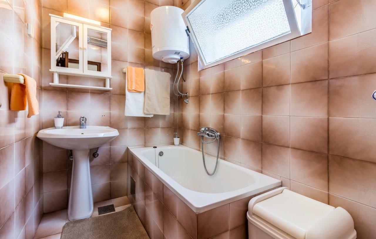 Pula Apartment ภายนอก รูปภาพ