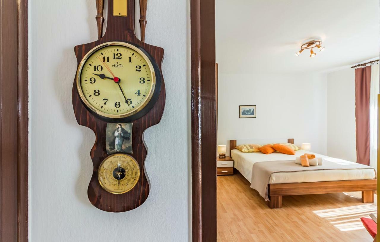 Pula Apartment ภายนอก รูปภาพ