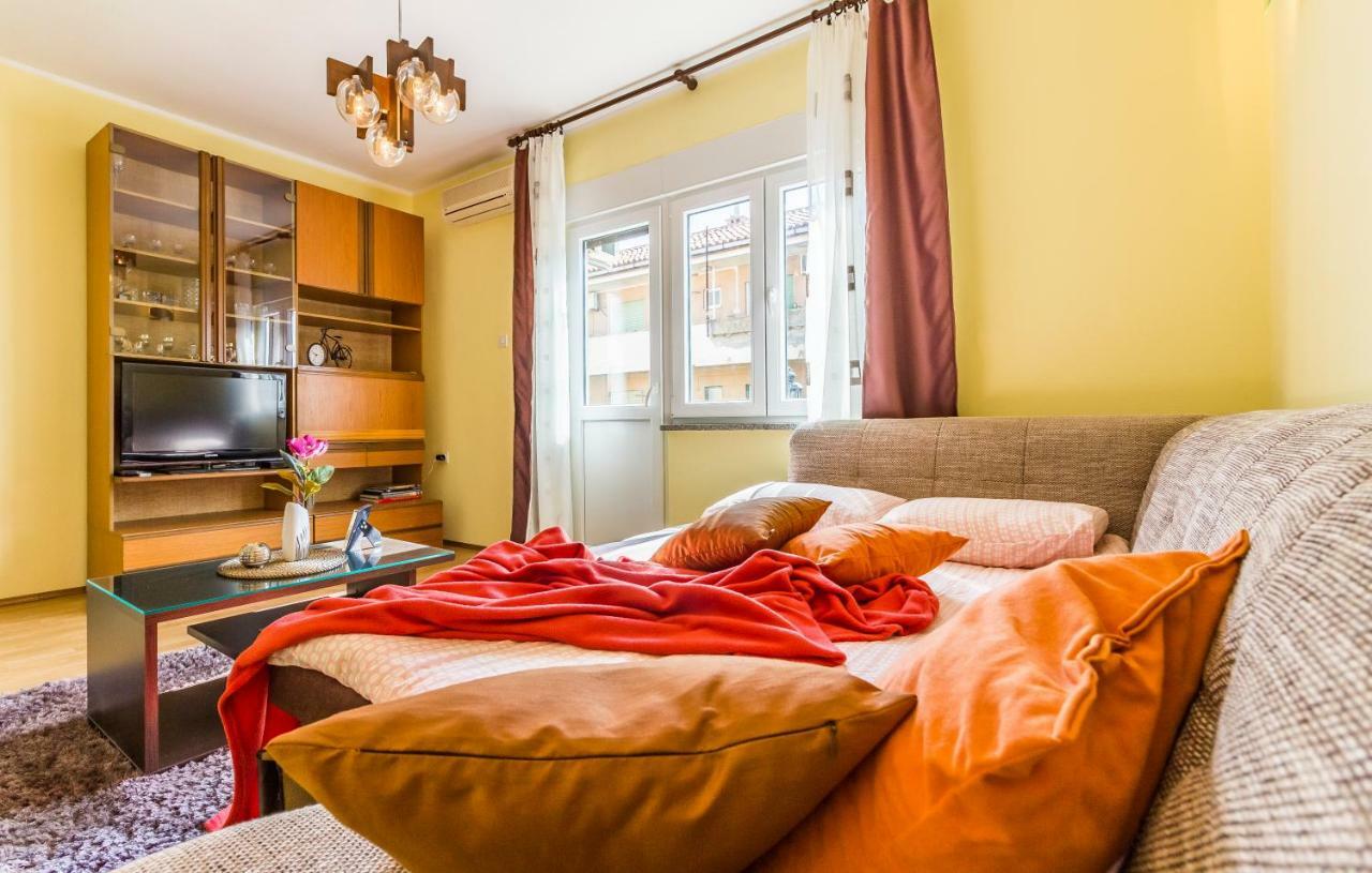 Pula Apartment ภายนอก รูปภาพ