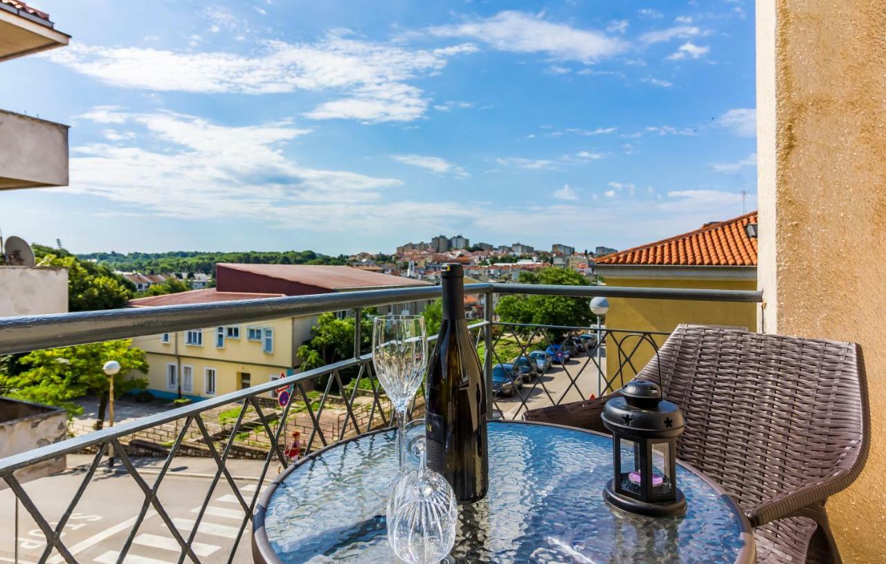 Pula Apartment ภายนอก รูปภาพ
